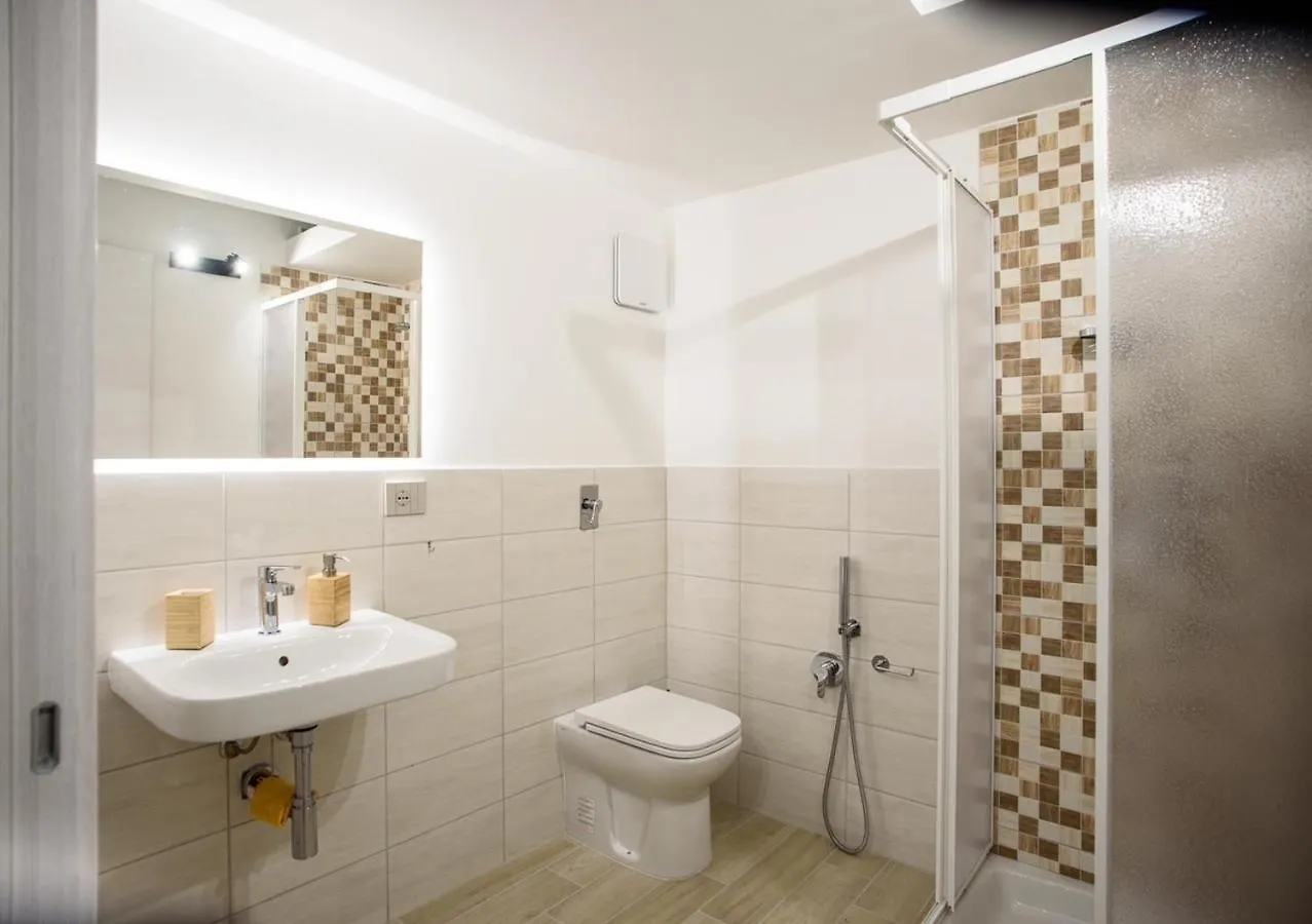Central Station Apartments - Fanale Rentals Παλέρμο