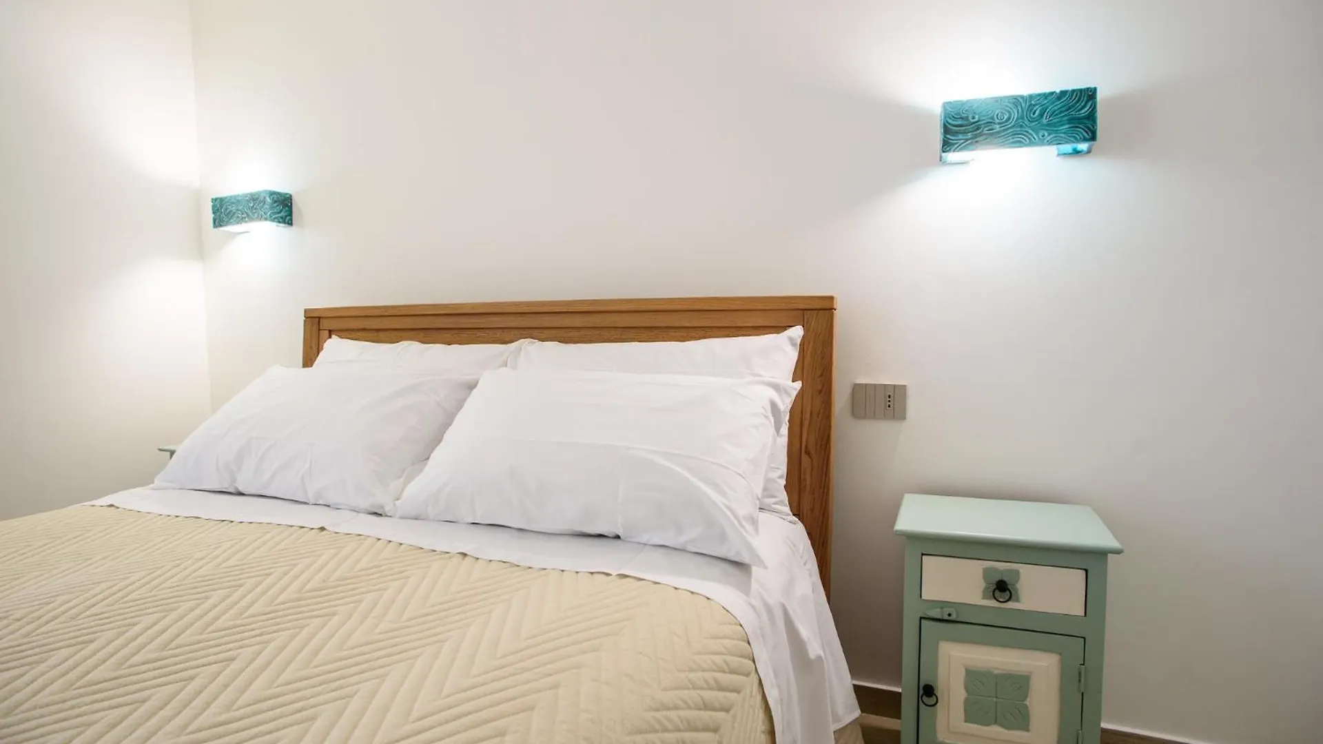 Central Station Apartments - Fanale Rentals Παλέρμο 0*,  Ιταλία